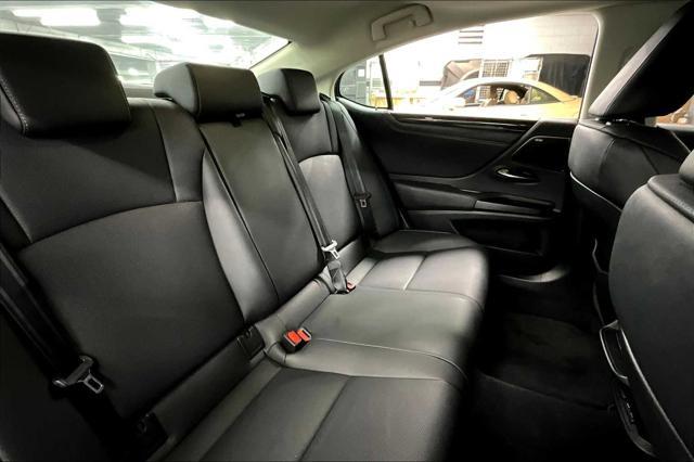 used 2019 Lexus ES 350 car, priced at $28,995