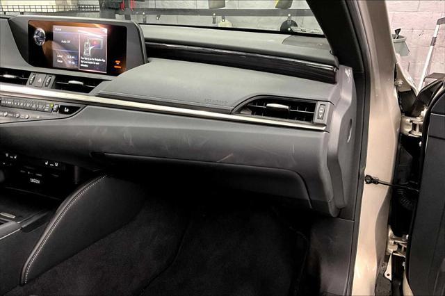 used 2019 Lexus ES 350 car, priced at $28,995