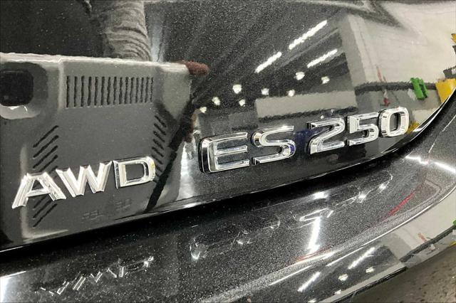 used 2024 Lexus ES 250 car, priced at $44,580