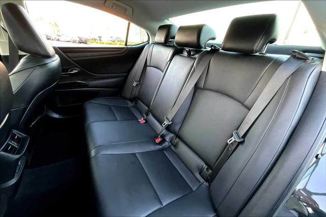 used 2024 Lexus ES 350 car, priced at $42,768