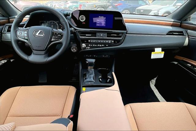 new 2025 Lexus ES 350 car, priced at $44,367