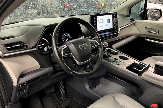 used 2023 Toyota Sienna car, priced at $39,850