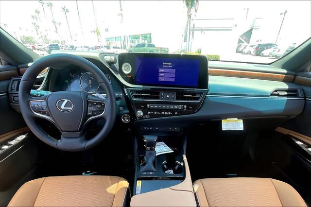 new 2024 Lexus ES 300h car, priced at $45,424