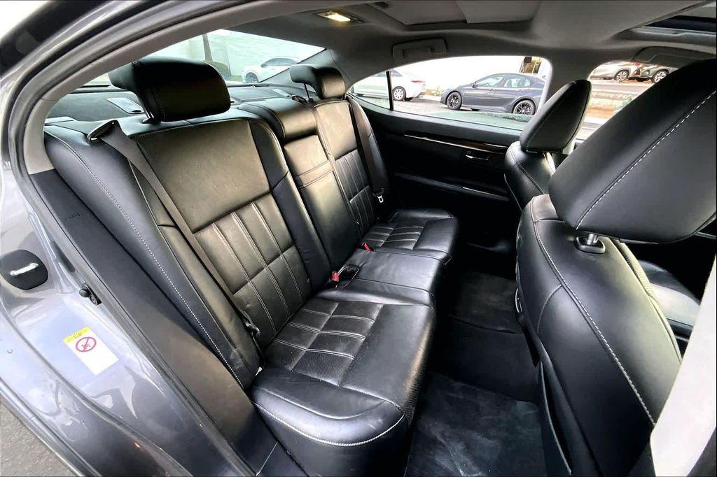 used 2016 Lexus ES 350 car, priced at $23,399
