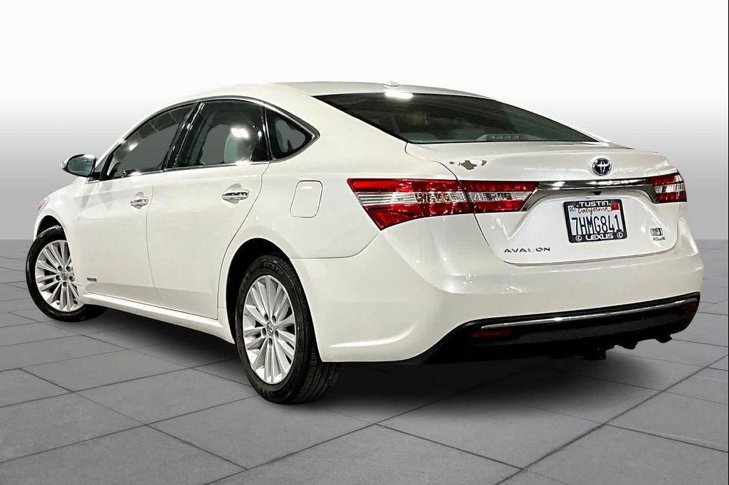 used 2014 Toyota Avalon Hybrid car, priced at $12,995