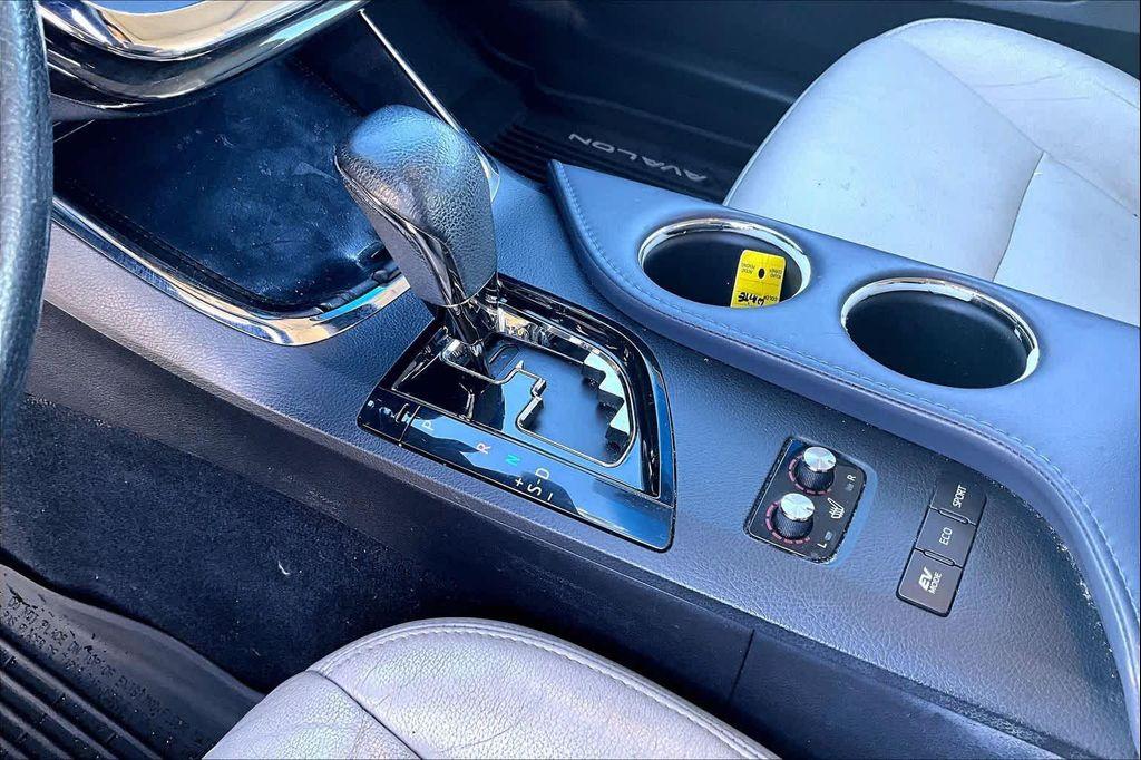 used 2014 Toyota Avalon Hybrid car, priced at $10,775