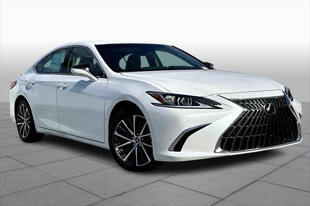 new 2025 Lexus ES 300h car, priced at $47,612