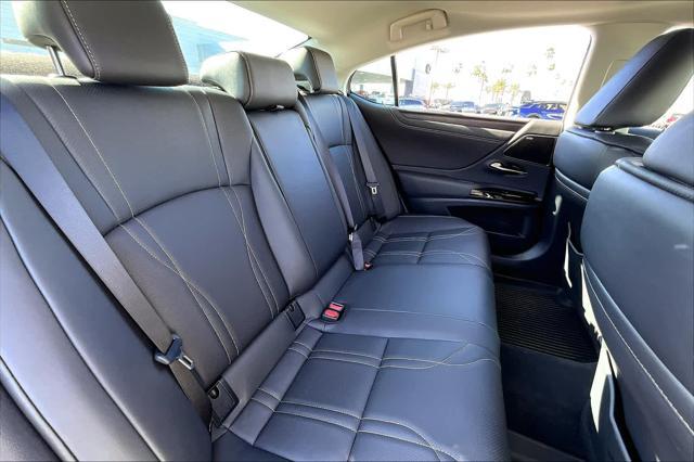 used 2025 Lexus ES 300h car, priced at $52,988