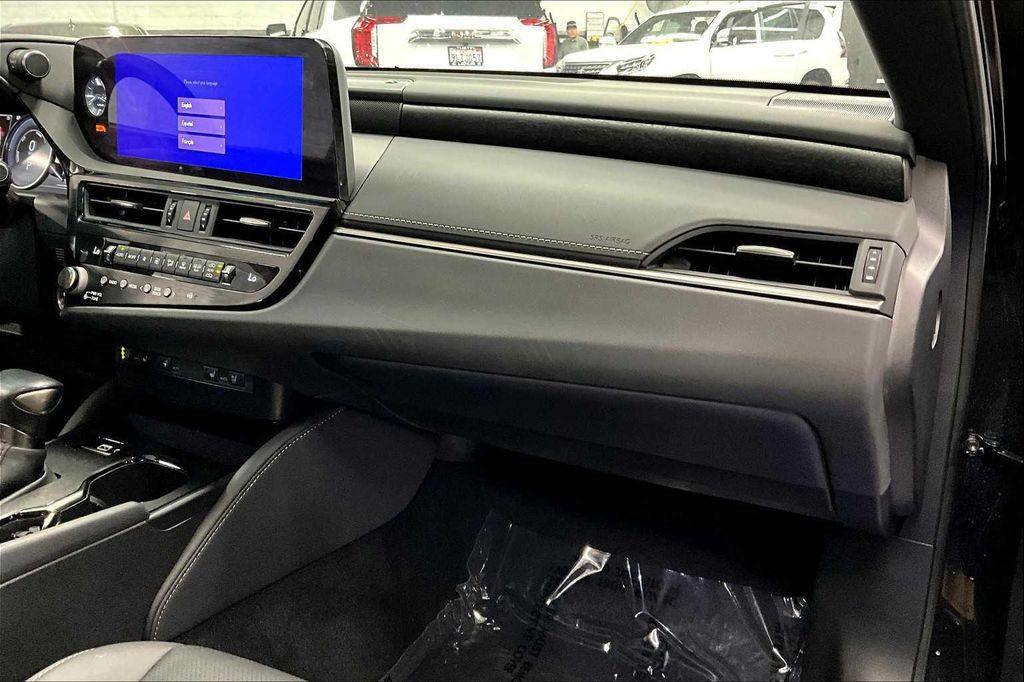 used 2024 Lexus ES 300h car, priced at $40,950