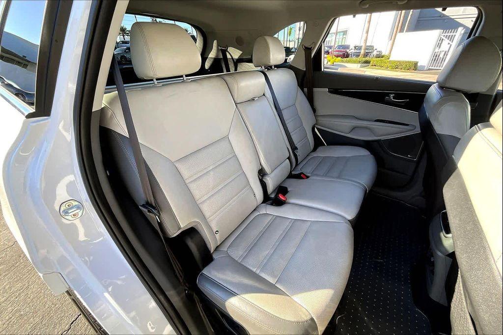 used 2018 Kia Sorento car, priced at $19,595
