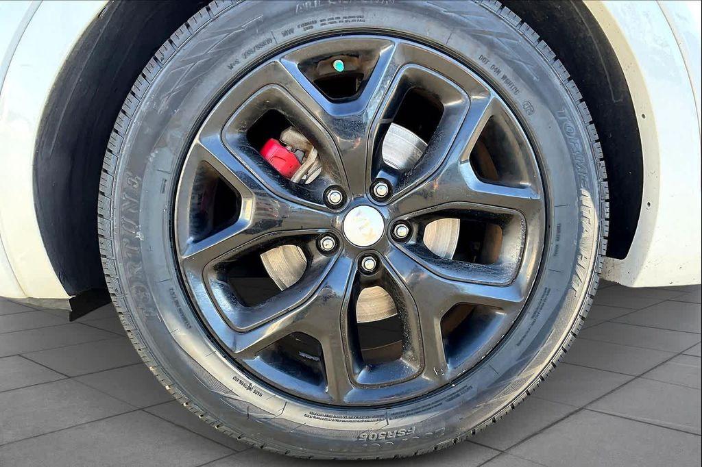 used 2018 Kia Sorento car, priced at $19,595