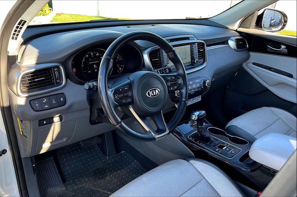 used 2018 Kia Sorento car, priced at $19,595