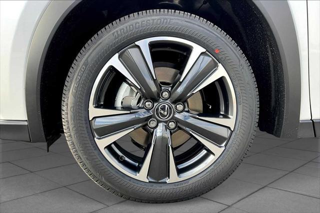 new 2025 Lexus UX 300h car, priced at $40,924