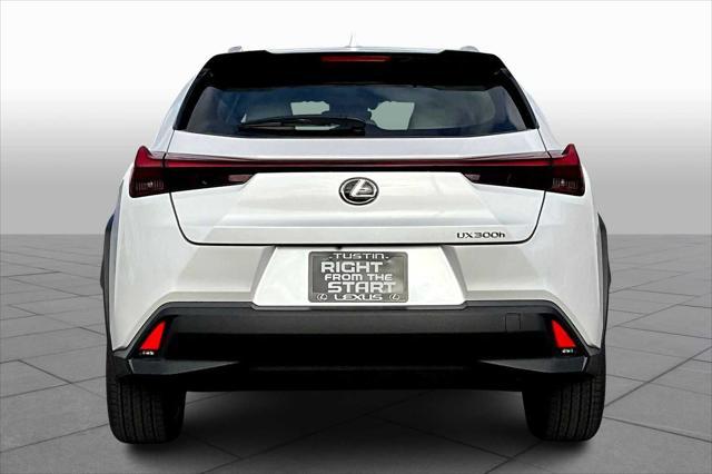 new 2025 Lexus UX 300h car, priced at $40,924
