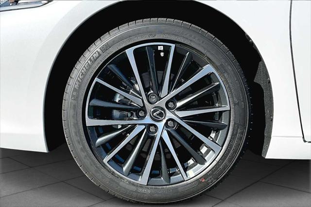 new 2025 Lexus ES 300h car, priced at $50,524