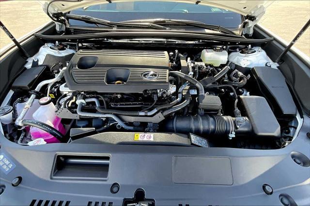 new 2025 Lexus ES 300h car, priced at $50,524
