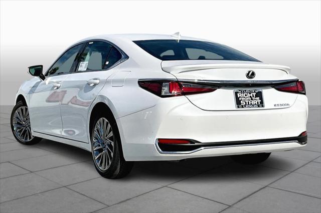 new 2025 Lexus ES 300h car, priced at $53,268