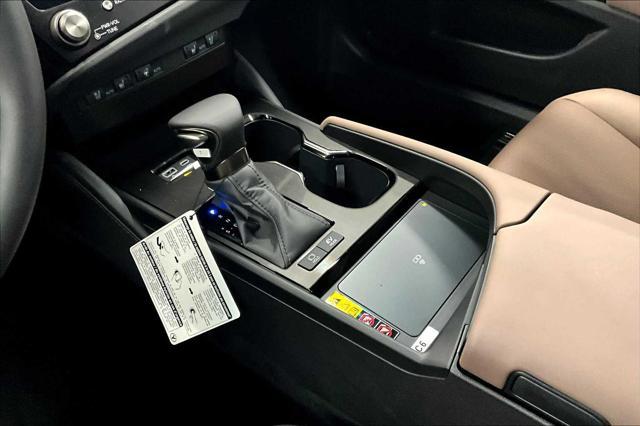 new 2025 Lexus ES 300h car, priced at $48,914