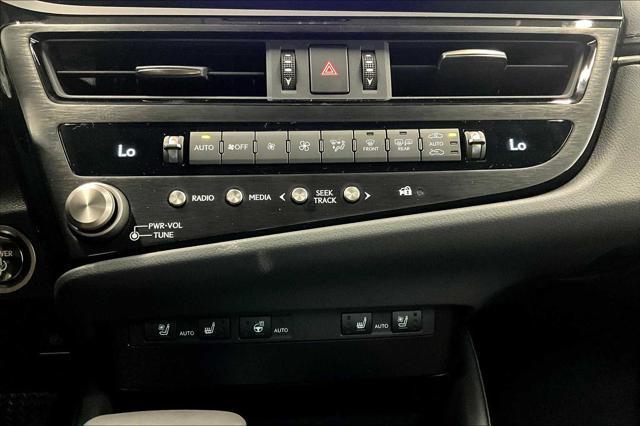 new 2025 Lexus ES 300h car, priced at $48,914