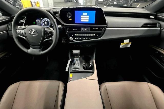 new 2025 Lexus ES 300h car, priced at $48,914
