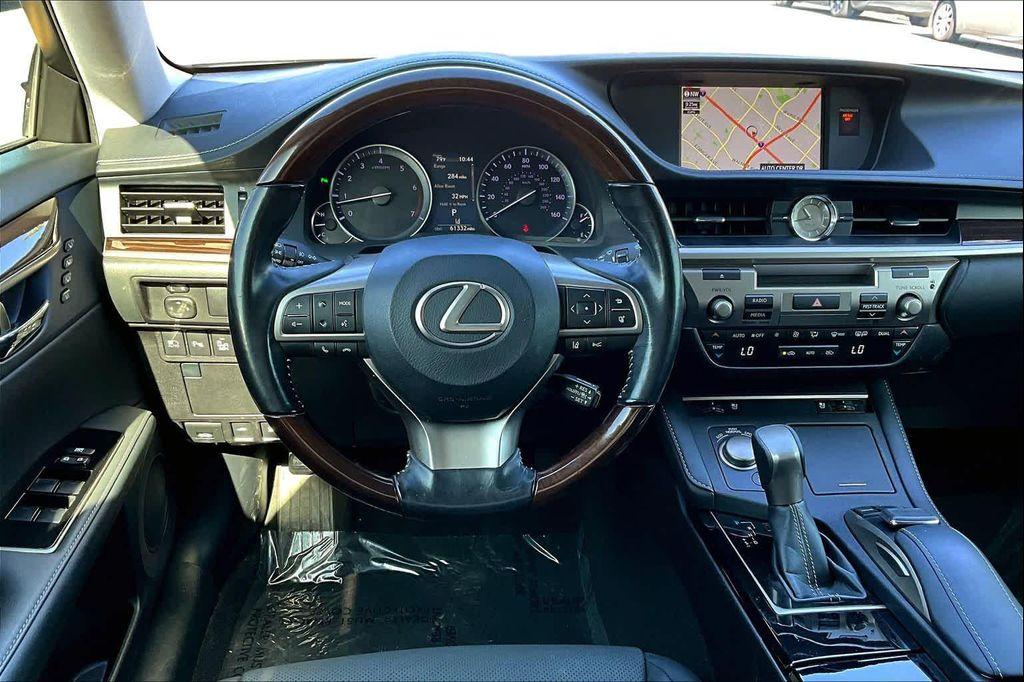 used 2018 Lexus ES 350 car, priced at $25,438