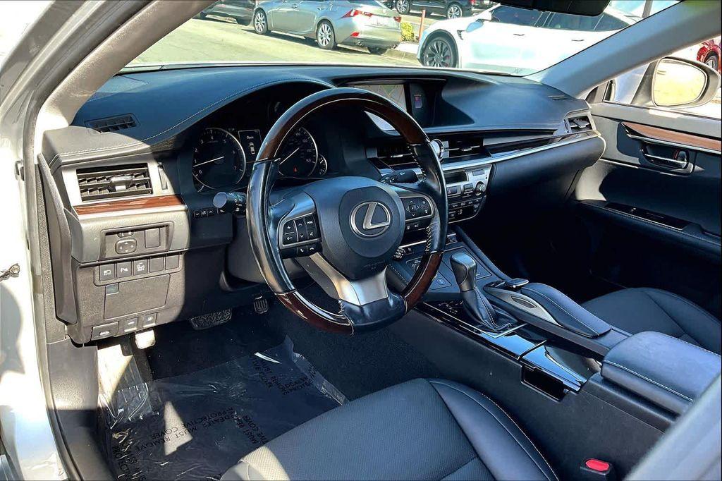 used 2018 Lexus ES 350 car, priced at $25,438