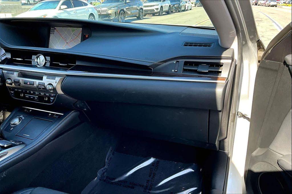 used 2018 Lexus ES 350 car, priced at $25,438