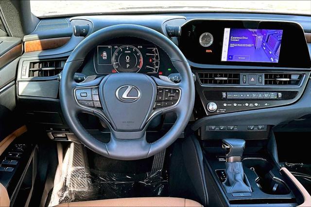 used 2024 Lexus ES 350 car, priced at $41,000