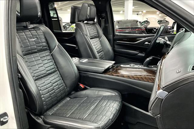 used 2022 Cadillac Escalade ESV car, priced at $87,920