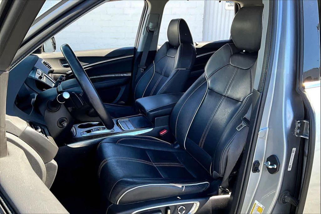 used 2019 Acura MDX car, priced at $23,715