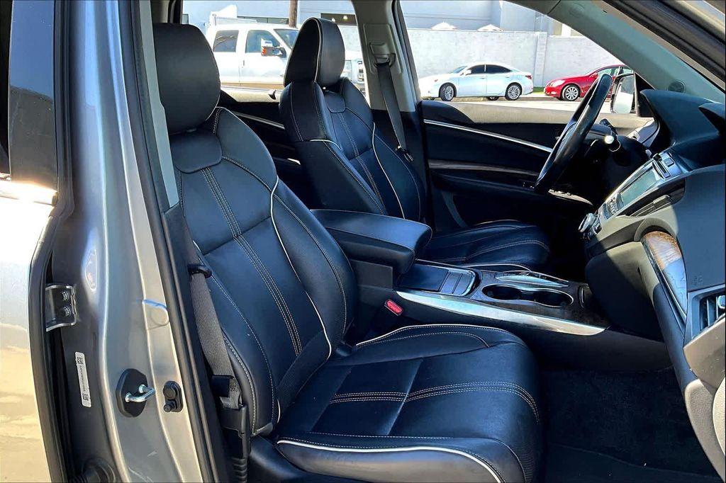 used 2019 Acura MDX car, priced at $23,715