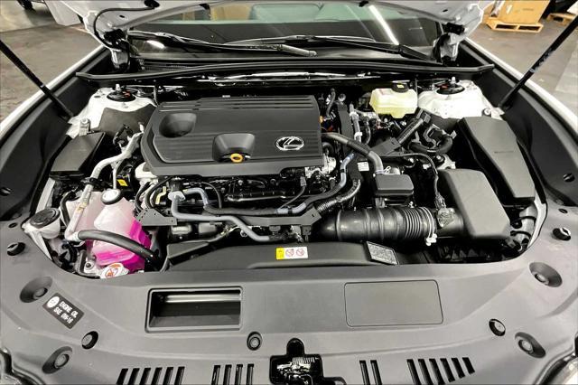 new 2025 Lexus ES 300h car, priced at $48,894