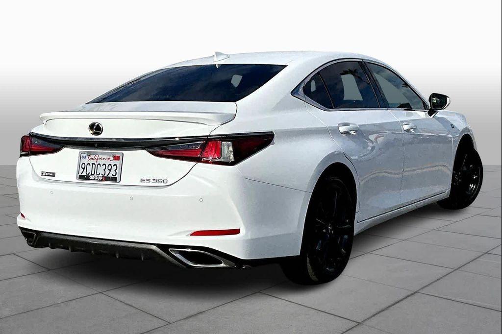 used 2019 Lexus ES 350 car, priced at $31,995