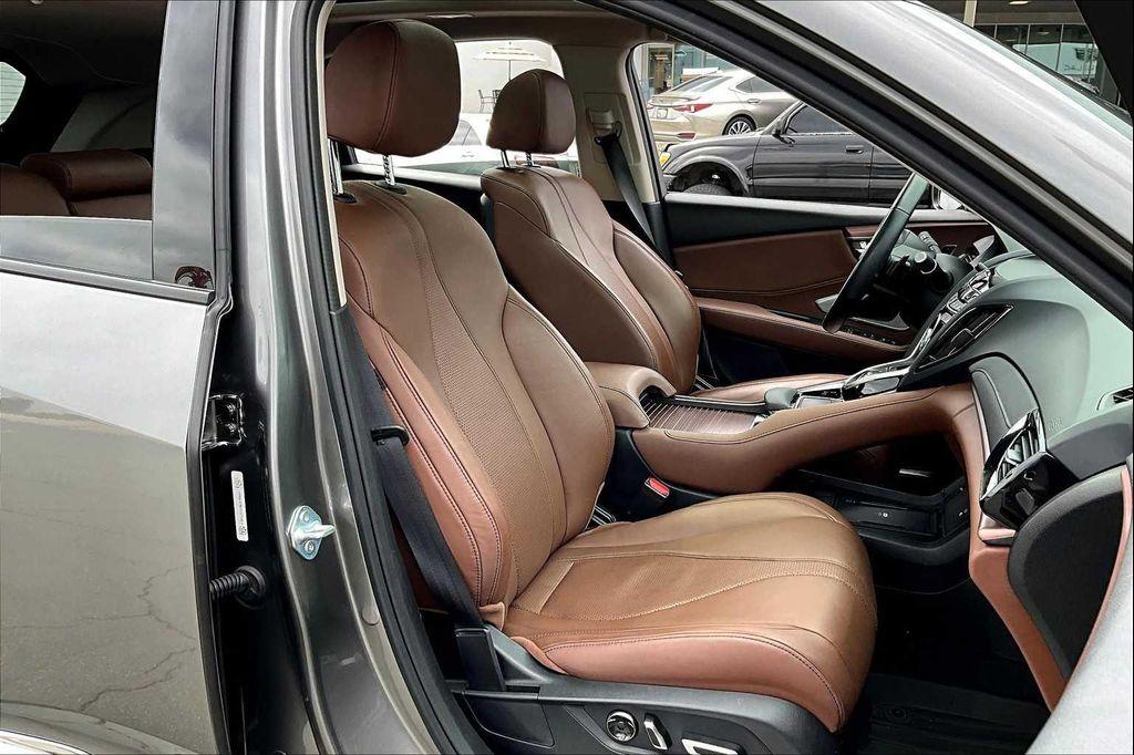 used 2024 Acura RDX car, priced at $36,499