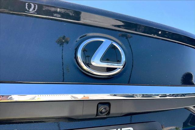 new 2025 Lexus ES 300h car, priced at $48,394