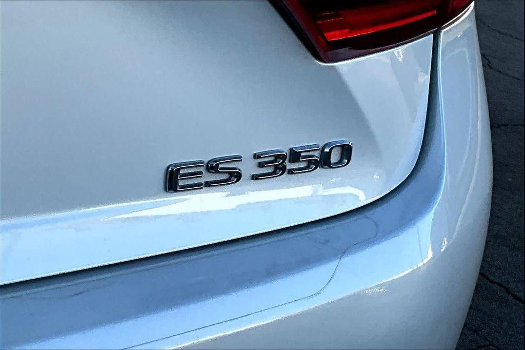 used 2017 Lexus ES 350 car, priced at $22,995