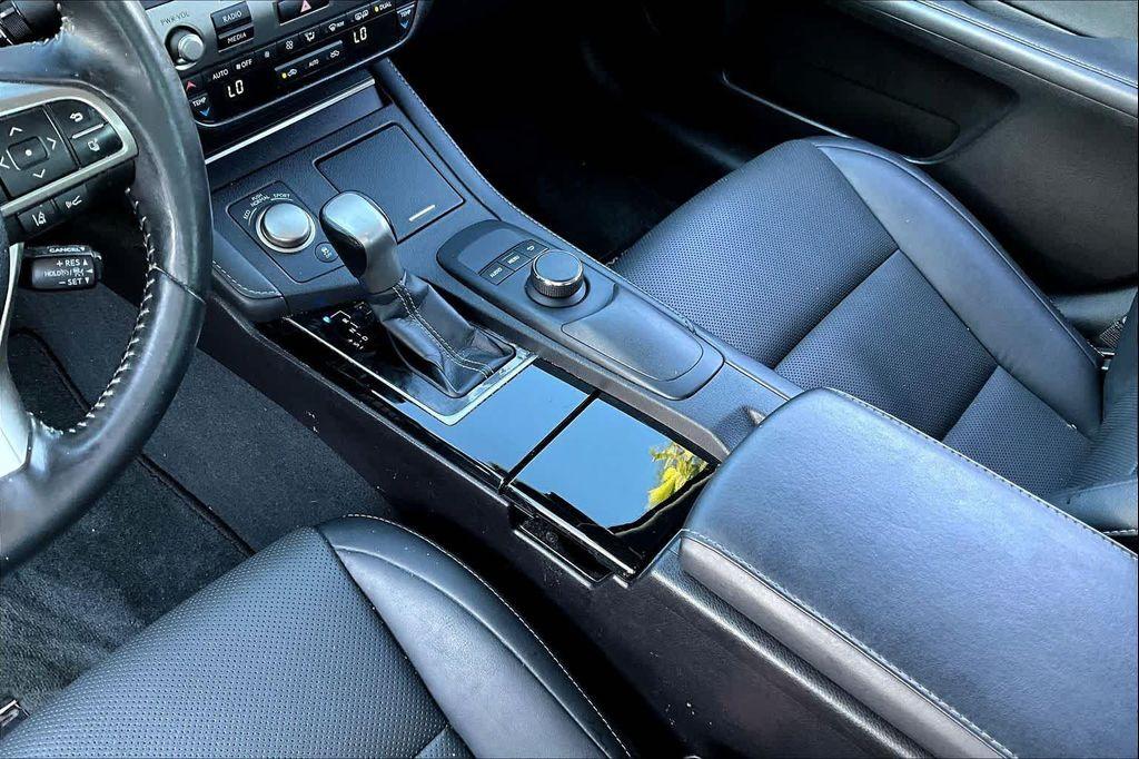 used 2017 Lexus ES 350 car, priced at $22,995