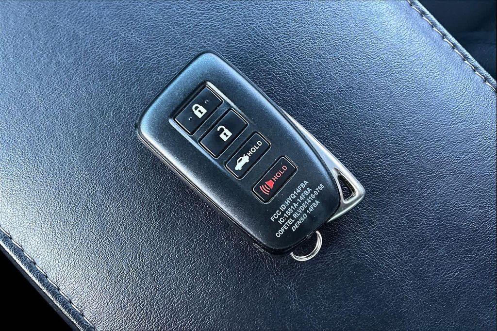 used 2017 Lexus ES 350 car, priced at $22,995