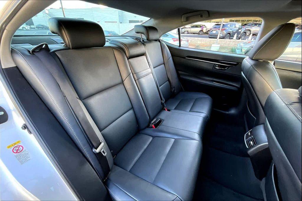 used 2017 Lexus ES 350 car, priced at $22,995