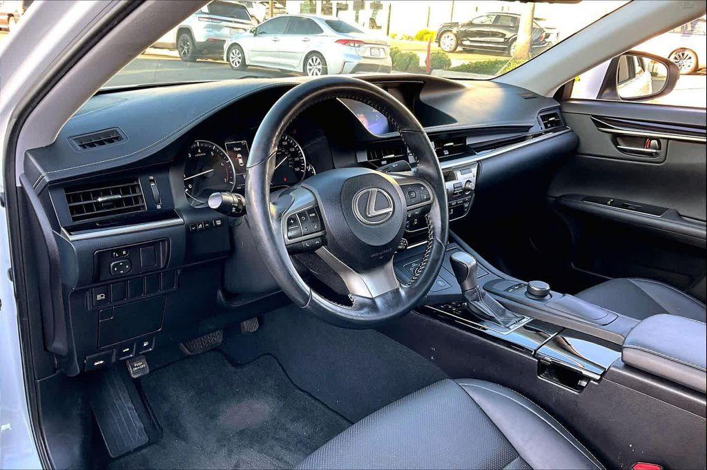 used 2017 Lexus ES 350 car, priced at $22,995