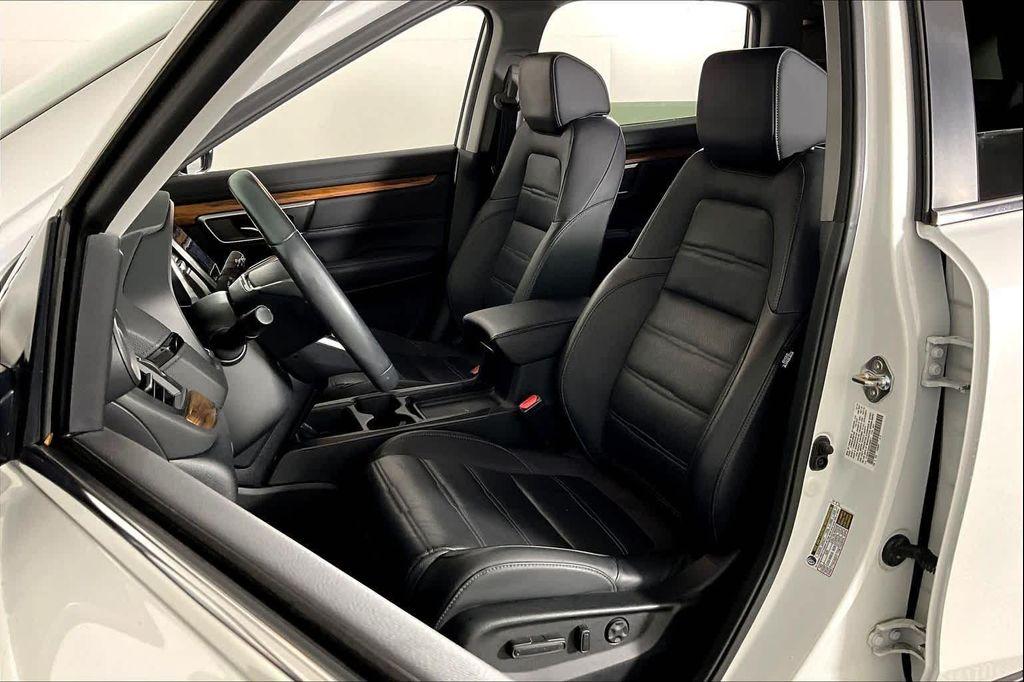 used 2019 Honda CR-V car, priced at $25,995