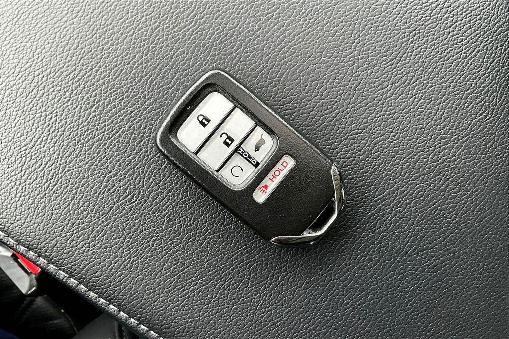 used 2019 Honda CR-V car, priced at $25,995