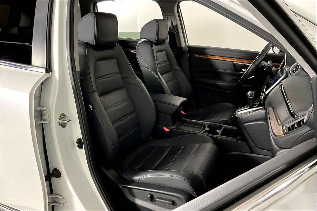 used 2019 Honda CR-V car, priced at $25,995