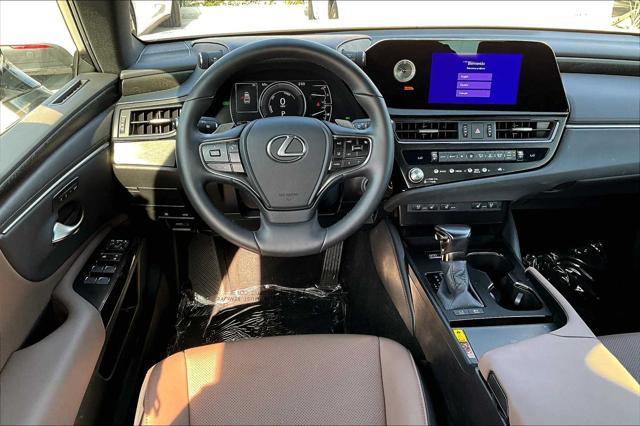 used 2024 Lexus ES 300h car, priced at $42,895