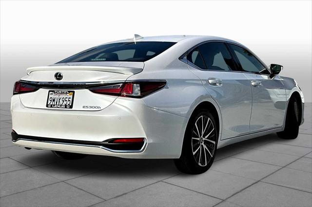 used 2024 Lexus ES 300h car, priced at $42,895