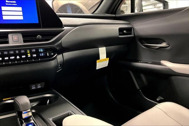 new 2025 Lexus UX 300h car, priced at $40,924