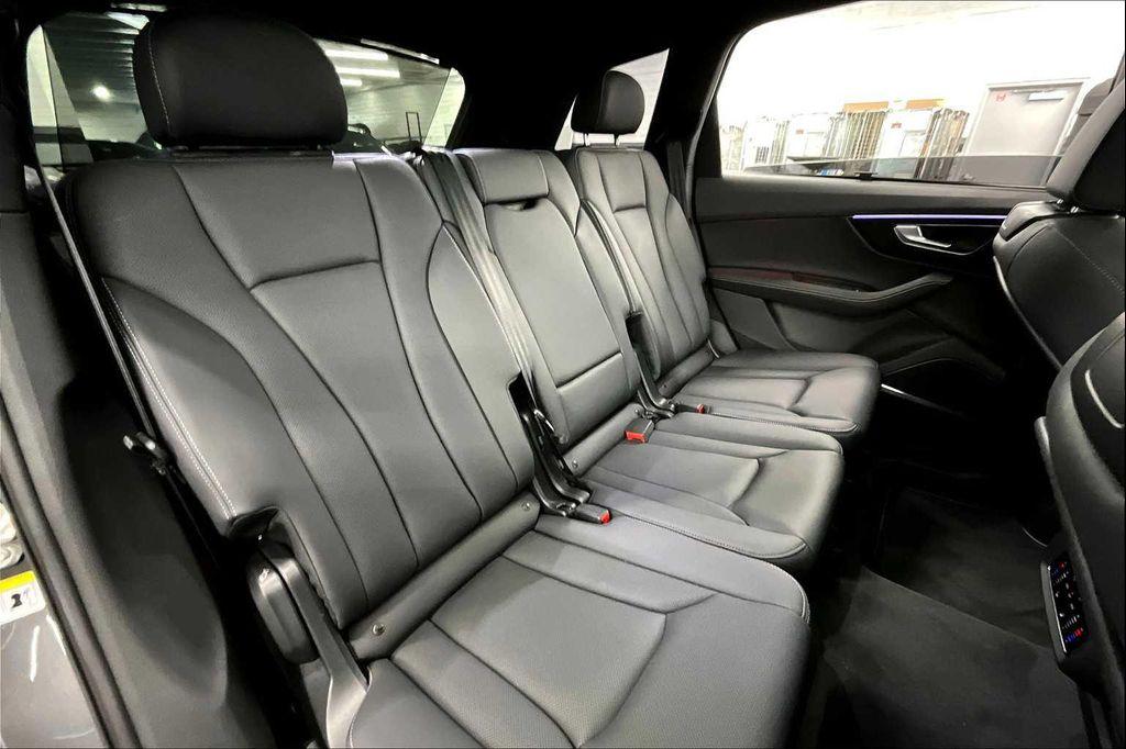 used 2025 Audi Q7 car, priced at $58,995