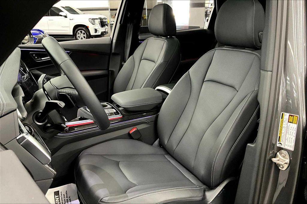 used 2025 Audi Q7 car, priced at $58,995