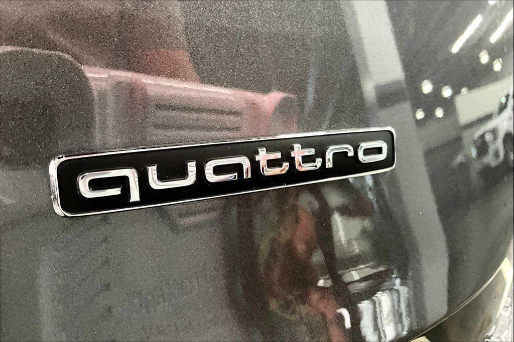 used 2025 Audi Q7 car, priced at $58,995