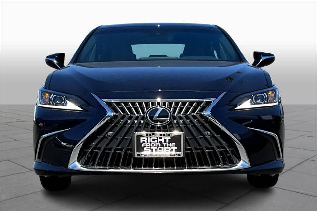 new 2025 Lexus ES 300h car, priced at $47,782